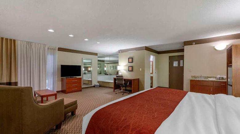 <b>Comfort Inn of Mt Vernon Suite</b>. Images powered by <a href="https://iceportal.shijigroup.com/" title="IcePortal" target="_blank">IcePortal</a>.