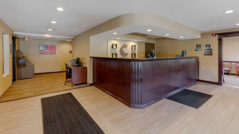<b>Comfort Inn of Mt Vernon Lobby</b>. Images powered by <a href="https://iceportal.shijigroup.com/" title="IcePortal" target="_blank">IcePortal</a>.