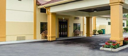 Quality Inn & Suites Exterior