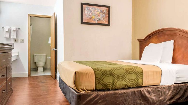 <b>Econo Lodge Airport Room</b>. Images powered by <a href="https://iceportal.shijigroup.com/" title="IcePortal" target="_blank">IcePortal</a>.