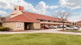 Econo Lodge Airport Exterior