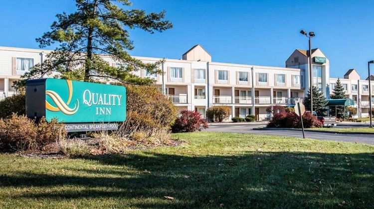 Quality Inn Holland Exterior