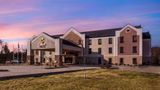 Comfort Suites Exterior