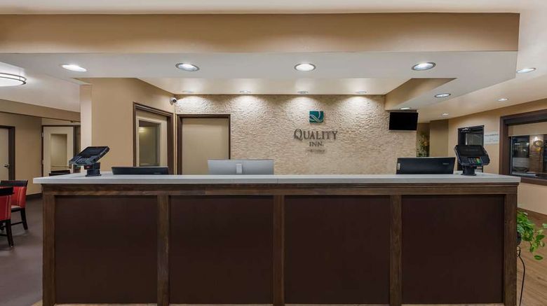 <b>Quality Inn Lobby</b>. Images powered by <a href="https://iceportal.shijigroup.com/" title="IcePortal" target="_blank">IcePortal</a>.