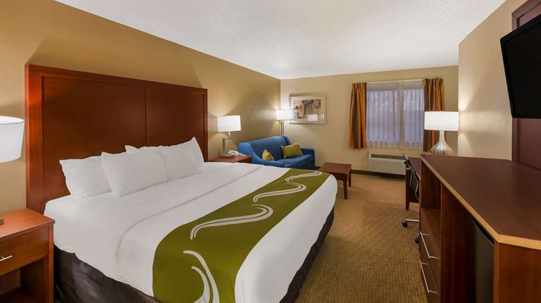 <b>Quality Inn Suite</b>. Images powered by <a href="https://iceportal.shijigroup.com/" title="IcePortal" target="_blank">IcePortal</a>.
