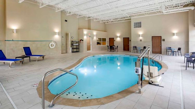 Comfort Inn Pool
