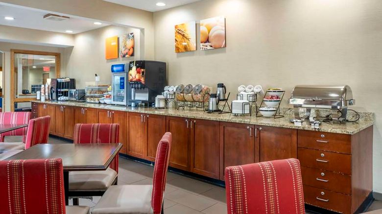 <b>Comfort Inn Restaurant</b>. Images powered by <a href="https://iceportal.shijigroup.com/" title="IcePortal" target="_blank">IcePortal</a>.