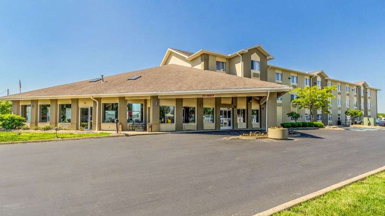 <b>Comfort Inn Norwalk Exterior</b>. Images powered by <a href="https://iceportal.shijigroup.com/" title="IcePortal" target="_blank">IcePortal</a>.