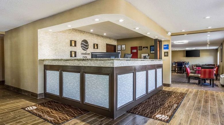 <b>Comfort Inn Norwalk Lobby</b>. Images powered by <a href="https://iceportal.shijigroup.com/" title="IcePortal" target="_blank">IcePortal</a>.