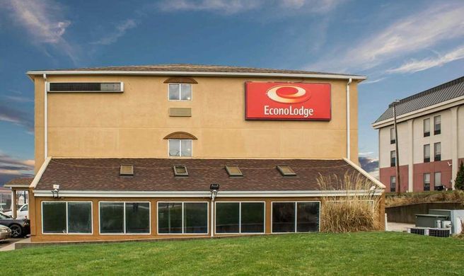 Econo Lodge Exterior