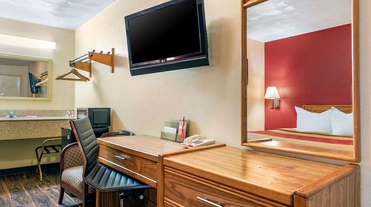 Rodeway Inn Jeffersonville Room