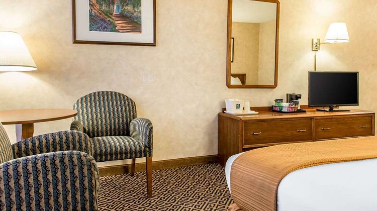 Quality Inn and Conference Center Room