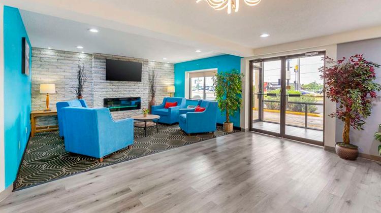 Quality Inn Huron Lobby