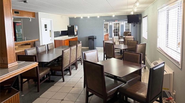 <b>Quality Inn Milan-Sandusky Restaurant</b>. Images powered by <a href="https://iceportal.shijigroup.com/" title="IcePortal" target="_blank">IcePortal</a>.