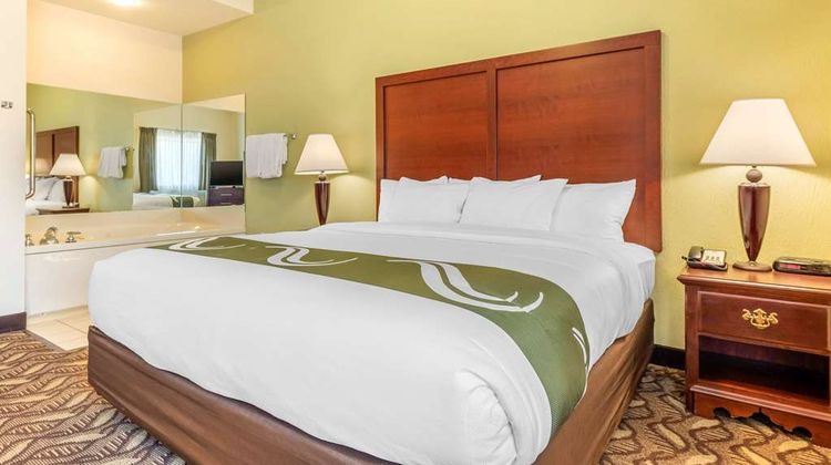 Quality Inn & Suites Zenesville Room