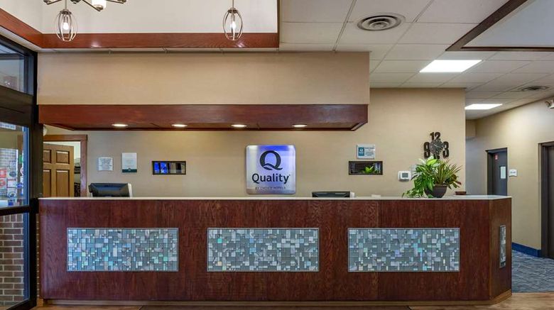 <b>Quality Inn & Suites Zenesville Lobby</b>. Images powered by <a href="https://iceportal.shijigroup.com/" title="IcePortal" target="_blank">IcePortal</a>.