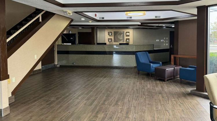 Comfort Inn Toledo West Lobby