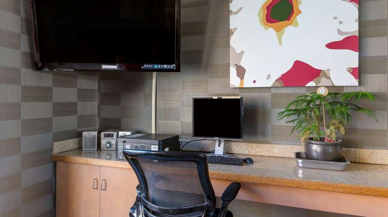 <b>Quality Inn Toledo Other</b>. Images powered by <a href="https://iceportal.shijigroup.com/" title="IcePortal" target="_blank">IcePortal</a>.