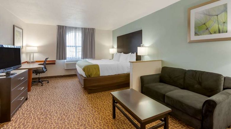 <b>Quality Inn Toledo Suite</b>. Images powered by <a href="https://iceportal.shijigroup.com/" title="IcePortal" target="_blank">IcePortal</a>.