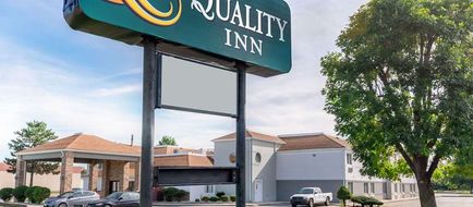 Quality Inn Fairborn Exterior