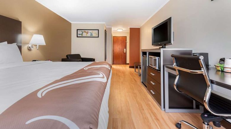 <b>Quality Inn Fairborn Room</b>. Images powered by <a href="https://iceportal.shijigroup.com/" title="IcePortal" target="_blank">IcePortal</a>.