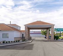 Quality Inn Fairborn Exterior