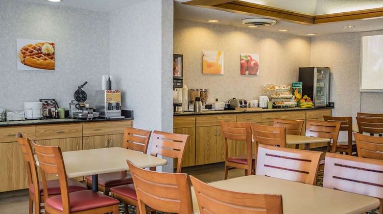 Quality Inn Port Clinton Restaurant