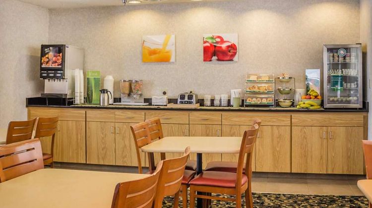 Quality Inn Port Clinton Restaurant