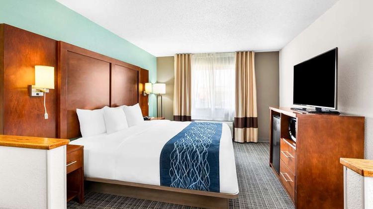 Comfort Inn Marion Suite