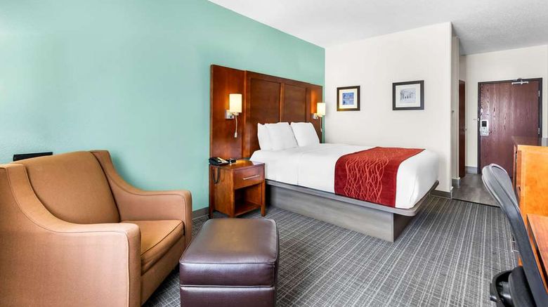 <b>Comfort Inn Marion Room</b>. Images powered by <a href="https://iceportal.shijigroup.com/" title="IcePortal" target="_blank">IcePortal</a>.