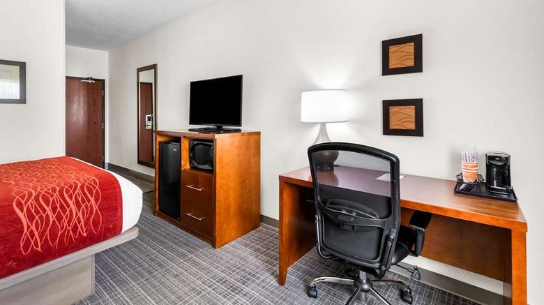 <b>Comfort Inn Marion Room</b>. Images powered by <a href="https://iceportal.shijigroup.com/" title="IcePortal" target="_blank">IcePortal</a>.