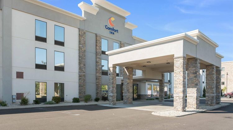 Comfort Inn Exterior