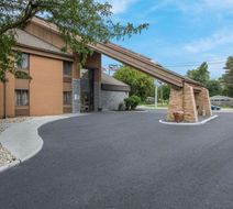 Quality Inn Toledo Westgate Exterior
