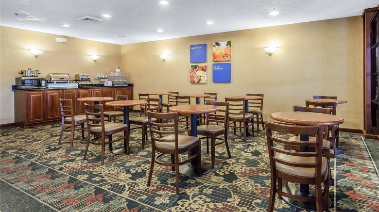 <b>Comfort Inn Restaurant</b>. Images powered by <a href="https://iceportal.shijigroup.com/" title="IcePortal" target="_blank">IcePortal</a>.