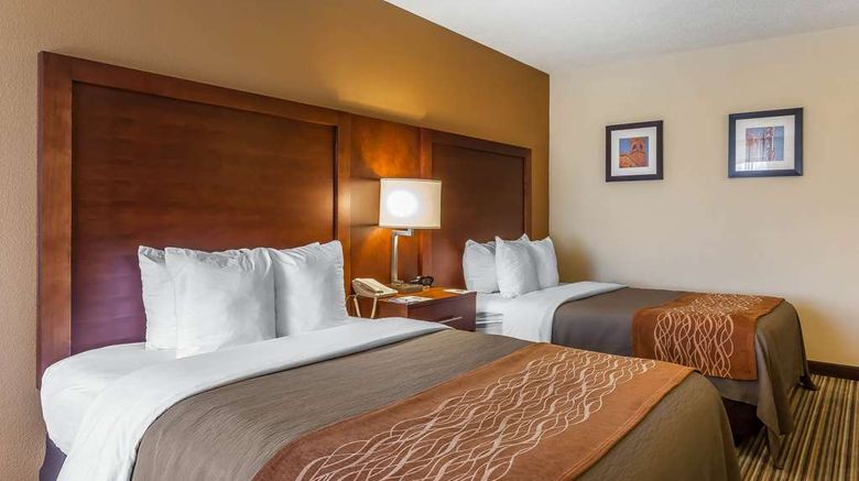 <b>Comfort Inn Hall of Fame Room</b>. Images powered by <a href="https://iceportal.shijigroup.com/" title="IcePortal" target="_blank">IcePortal</a>.