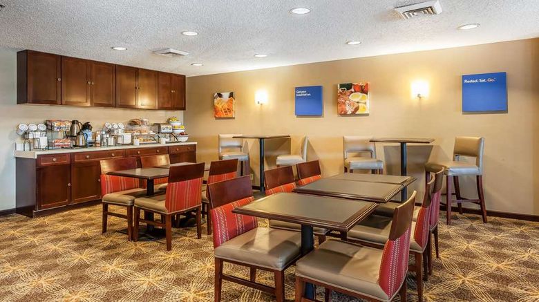 <b>Comfort Inn Hall of Fame Restaurant</b>. Images powered by <a href="https://iceportal.shijigroup.com/" title="IcePortal" target="_blank">IcePortal</a>.