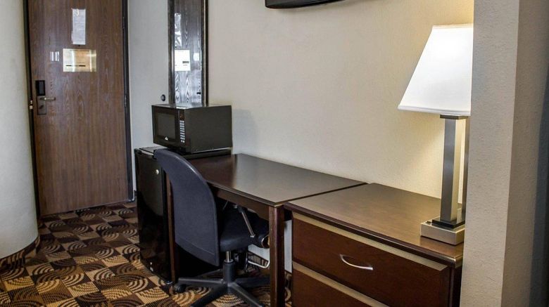 <b>Quality Inn Brunswick Room</b>. Images powered by <a href="https://iceportal.shijigroup.com/" title="IcePortal" target="_blank">IcePortal</a>.