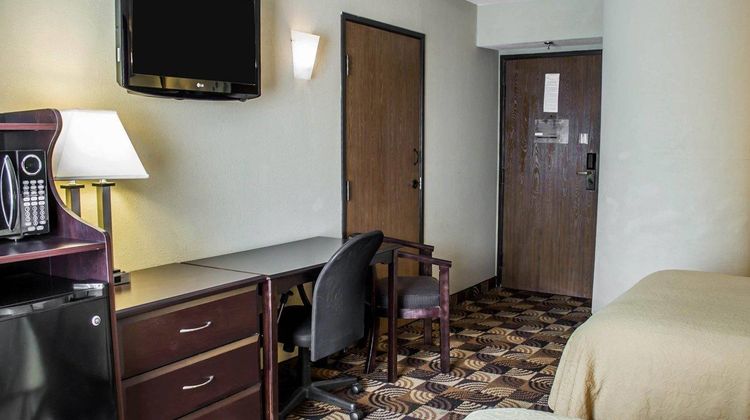 Quality Inn Brunswick Room