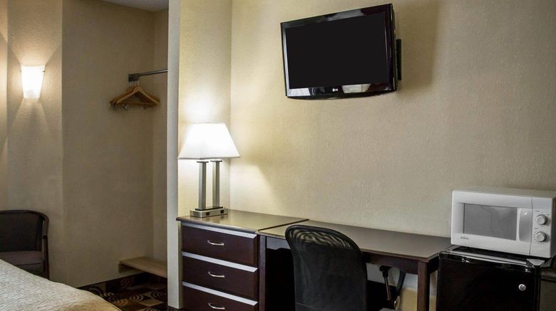 <b>Quality Inn Brunswick Room</b>. Images powered by <a href="https://iceportal.shijigroup.com/" title="IcePortal" target="_blank">IcePortal</a>.