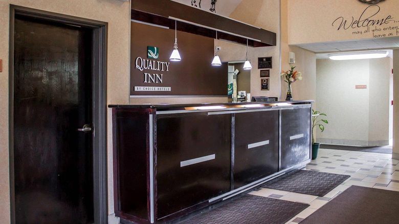 <b>Quality Inn Brunswick Lobby</b>. Images powered by <a href="https://iceportal.shijigroup.com/" title="IcePortal" target="_blank">IcePortal</a>.