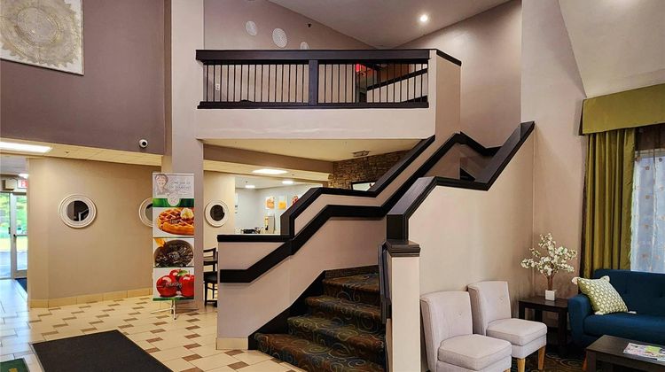 Quality Inn Brunswick Lobby