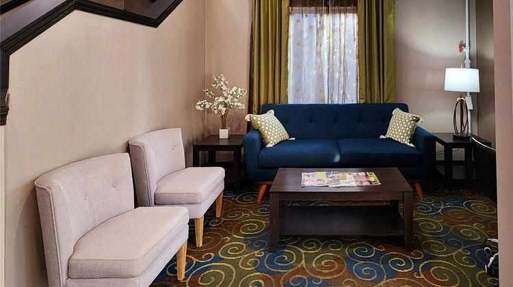 Quality Inn Brunswick Lobby