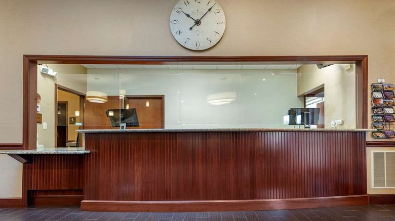 <b>Quality Inn Lobby</b>. Images powered by <a href="https://iceportal.shijigroup.com/" title="IcePortal" target="_blank">IcePortal</a>.