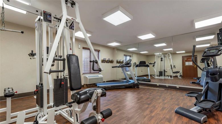 <b>Quality Inn Health</b>. Images powered by <a href="https://iceportal.shijigroup.com/" title="IcePortal" target="_blank">IcePortal</a>.