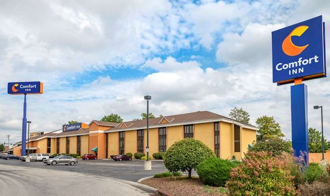 Comfort Inn Cincinnati NE Exterior