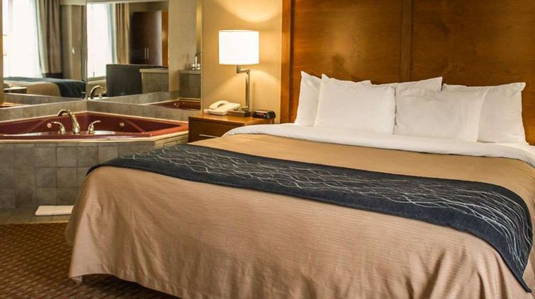 Quality Inn Akron South Suite
