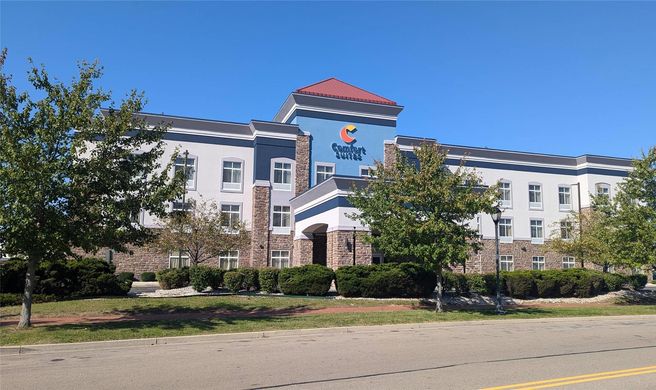 Comfort Suites Troy I75 Exterior