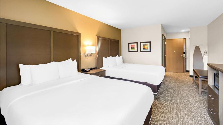 <b>Comfort Inn Van Wert Room</b>. Images powered by <a href="https://iceportal.shijigroup.com/" title="IcePortal" target="_blank">IcePortal</a>.