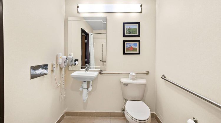 Comfort Inn Van Wert Room