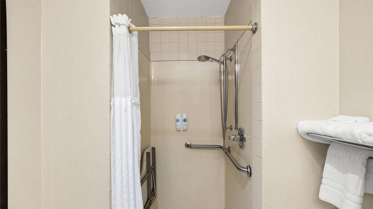 Comfort Inn Van Wert Room